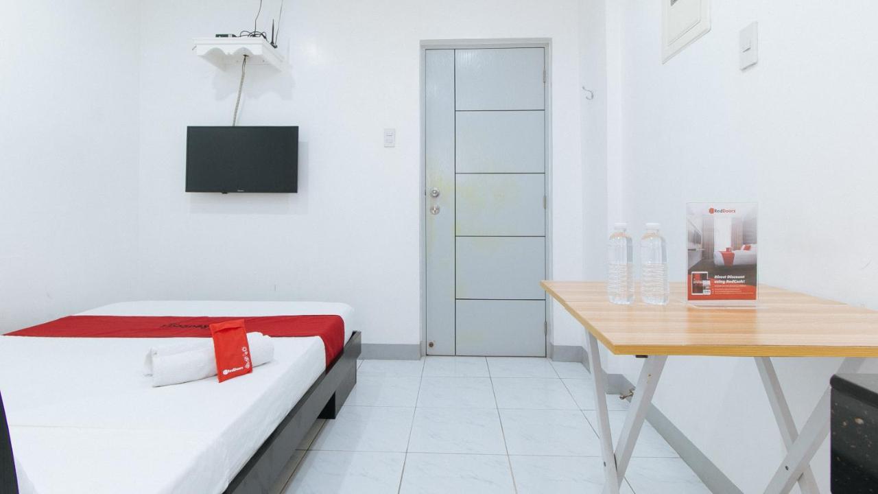Hotel Reddoorz Near Sm Bicutan Paranaque City Exterior foto